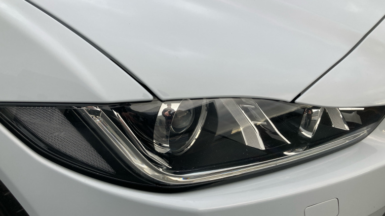 Jaguar XE 2.0 Ingenium Landmark Edition 4dr Auto Petrol Saloon